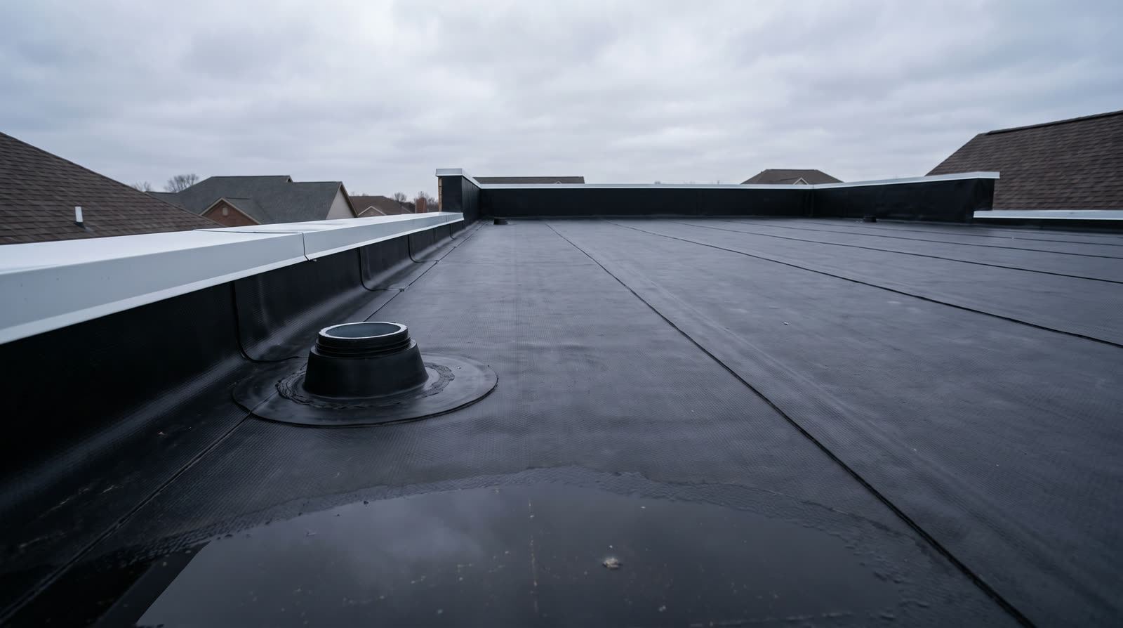 EPDM rubber flat roof membrane